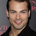 Shawn Roberts