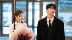 عکس قسمت 5 فصل 1 سریال یک افسانه عجیب