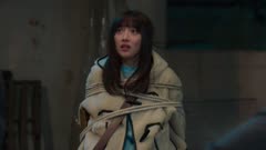 عکس قسمت 6 فصل 1 سریال یک افسانه عجیب