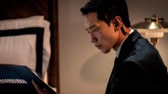 عکس قسمت 8 فصل 1 سریال قوی سرخ