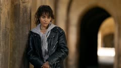 عکس قسمت 8 فصل 1 سریال اولین هدف