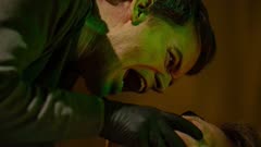 عکس قسمت 3 فصل 1 سریال دکستر: رستاخیز