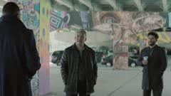 عکس قسمت 2 فصل 1 سریال دیوانگی