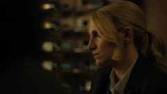 عکس قسمت 1 فصل 1 سریال صورتک خندان