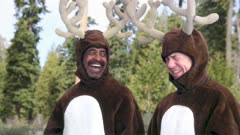 عکس قسمت 6 فصل 1 سریال از ربات سخنگو بپرس