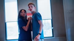 عکس قسمت 1 فصل 1 سریال موسسه