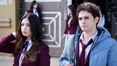 عکس قسمت 9 فصل 1 سریال گل‌های برفی