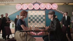 عکس قسمت 3 فصل 1 سریال گامبی وزیر