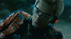 عکس قسمت 3 فصل 1 سریال آلیس در سرزمین مرزی