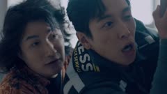 عکس قسمت 5 فصل 1 سریال جن گیری املاک