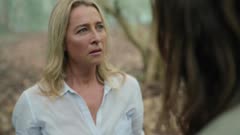 عکس قسمت 6 فصل 1 سریال نه غریبه کامل