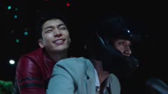 عکس قسمت 5 فصل 1 سریال بد و دیوانه