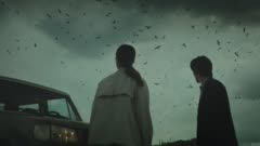 عکس قسمت 4 فصل 1 سریال هیولا سرشت