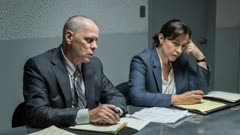 عکس قسمت 2 فصل 1 سریال ما صاحب این شهریم