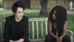 عکس قسمت 6 فصل 1 سریال مرد شنی