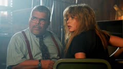 عکس قسمت 8 فصل 1 سریال پوکر فیس