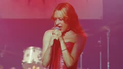 عکس قسمت 4 فصل 1 سریال پوکر فیس