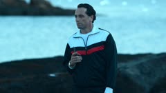 عکس قسمت 1 فصل 1 سریال برون یابی ها