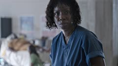 عکس قسمت 5 فصل 1 سریال پنج روز در مموریال