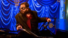 عکس قسمت 3 فصل 3 سریال آنچه در سایه ها انجام می دهیم