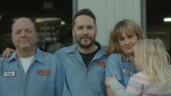 عکس قسمت 2 فصل 1 سریال مُسکن