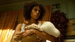 عکس قسمت 2 فصل 1 سریال بچه اشتباهی