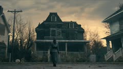 عکس قسمت 8 فصل 1 سریال زوال خاندان آشر