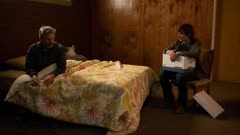 عکس قسمت 2 فصل 1 سریال بیمار