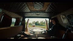 عکس قسمت 5 فصل 1 سریال ناقص ها