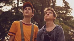 عکس قسمت 1 فصل 1 سریال سرزمین ناشناخته