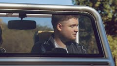 عکس قسمت 6 فصل 1 سریال سرزمین ناشناخته