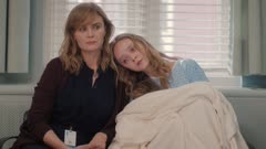 عکس قسمت 1 فصل 1 سریال شیطان در اوهایو