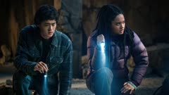 عکس قسمت 8 فصل 1 سریال مونارک: میراث هیولاها