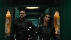 عکس قسمت 2 فصل 1 سریال برلین