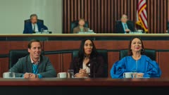 عکس قسمت 9 فصل 1 سریال غارت کردن