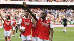 عکس قسمت 8 فصل 1 سریال همه یا هیچ : آرسنال