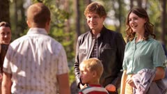 عکس قسمت 1 فصل 1 سریال زیر بیرق بهشت