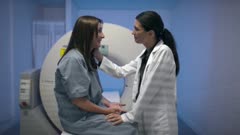 عکس قسمت 2 فصل 1 سریال خود دیگری