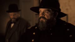 عکس قسمت 4 فصل 1 سریال تعقیب