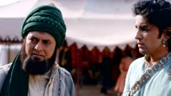 عکس قسمت 6 فصل 1 سریال تاج : تقسیم شده با خون