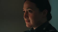 عکس قسمت 2 فصل 1 سریال زیر پل