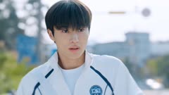 عکس قسمت 2 فصل 1 سریال دونده دوست‌داشتنی