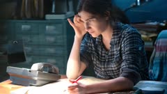 عکس قسمت 1 فصل 1 سریال آگاتا تمام مدت