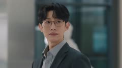 عکس قسمت 4 فصل 1 سریال ملکه‌ی طلاق