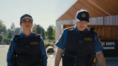 عکس قسمت 2 فصل 1 سریال وفاداری