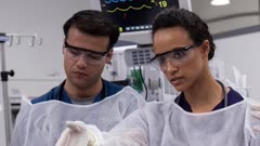 عکس قسمت 3 فصل 1 سریال چاله