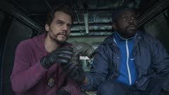 عکس قسمت 1 فصل 1 سریال سارق مواد