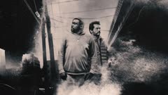 عکس قسمت 5 فصل 1 سریال سارق مواد