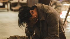 عکس قسمت 7 فصل 1 سریال فروشگاه لوازم روشنایی